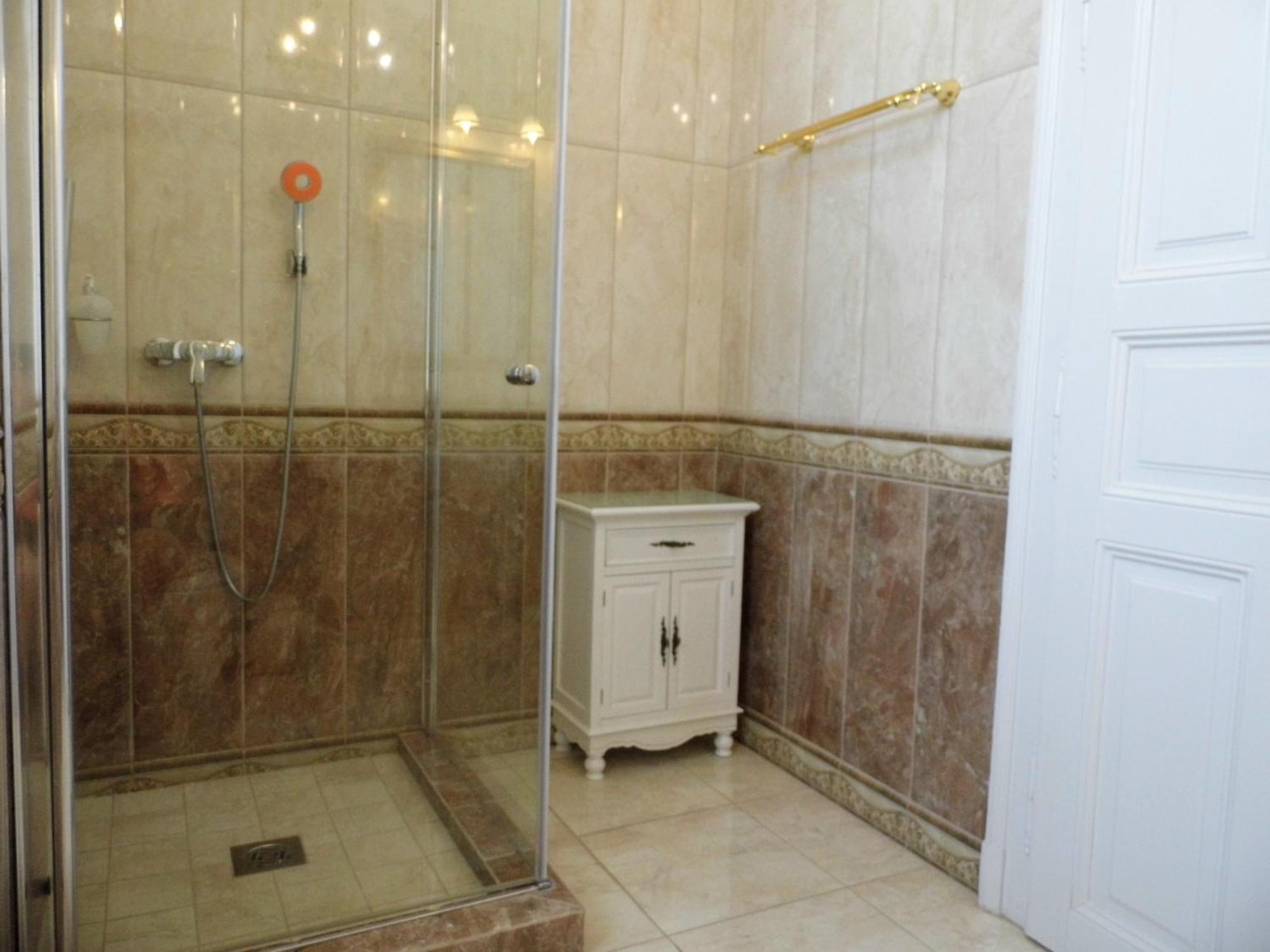Anna Villa Kestel Oda fotoğraf